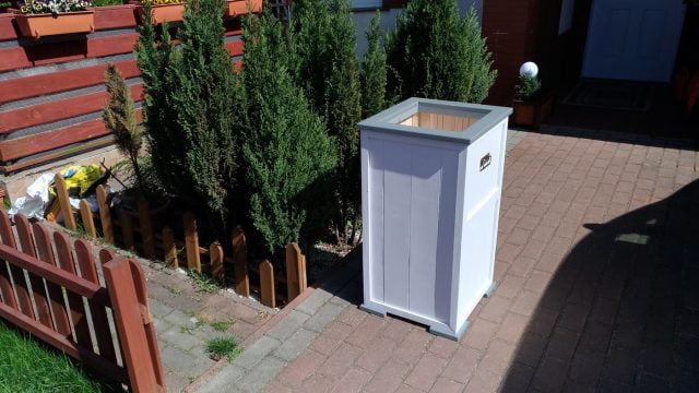 Donice tarasowe kolumny