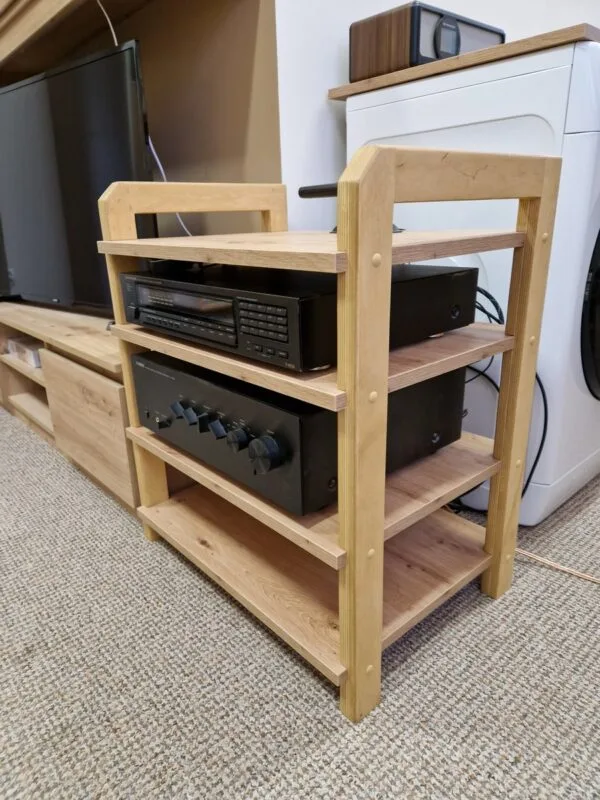 Szafka audio z płyty meblowej